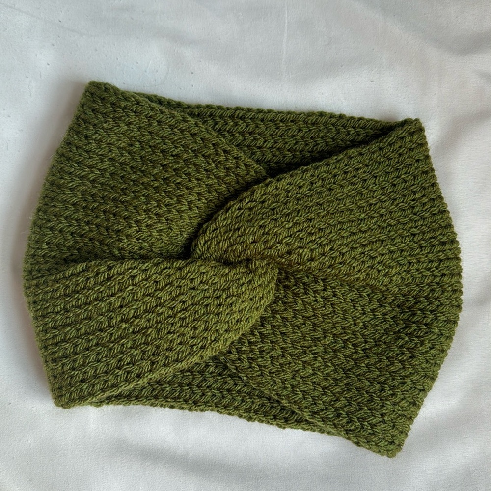 Handmade Knit Headwrap Forest Green (made by me)